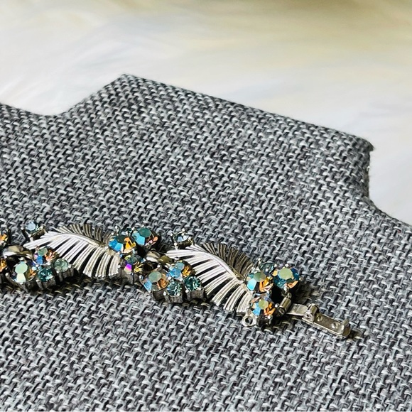 CROWN TRIFARI | Vtg | Blue Aurora Borealis (AB) Crystals Rhinestones 7" Bracelet - Picture 4 of 14
